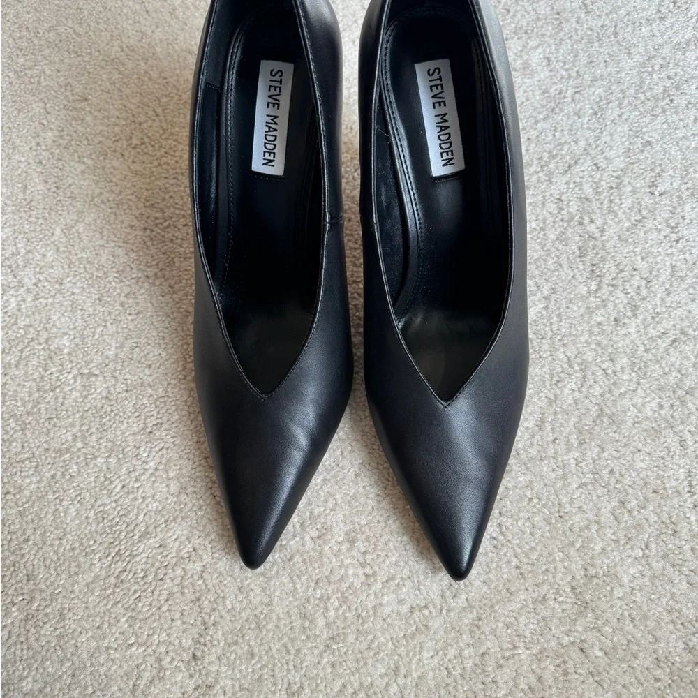 Steve Madden Sedona Pointed Toe Pump | Black Heels size 10 - Picture 5 of 13